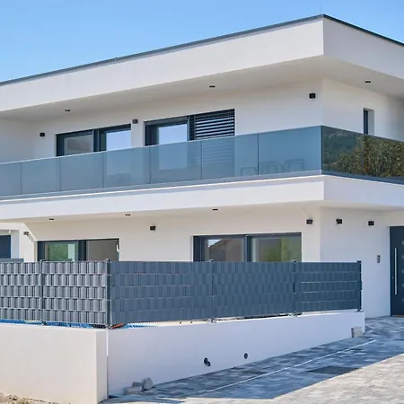 Holiday home Adria Traum